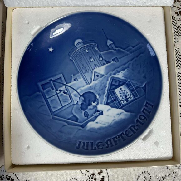 Vintage Bing & Grondahl Jule After Christmas Plates - Picture 4 of 7